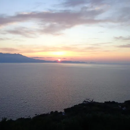 Holiday home Michalis Holiday Ravdhoukha